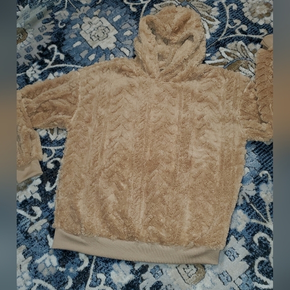 Daisy UP Tops - Super Soft Boutique Brand Hooded Sweatshirt